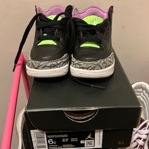 Toddler Jordan 3 retro size 6c